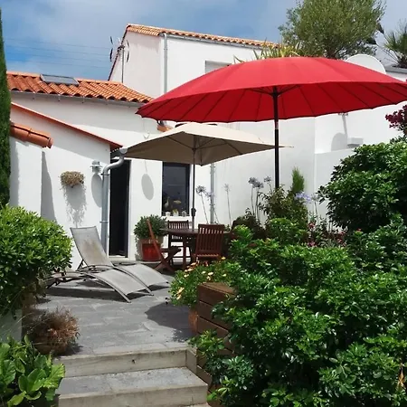 Maison De Pecheur Aux Sables Dolonne Entre Ocean Villa